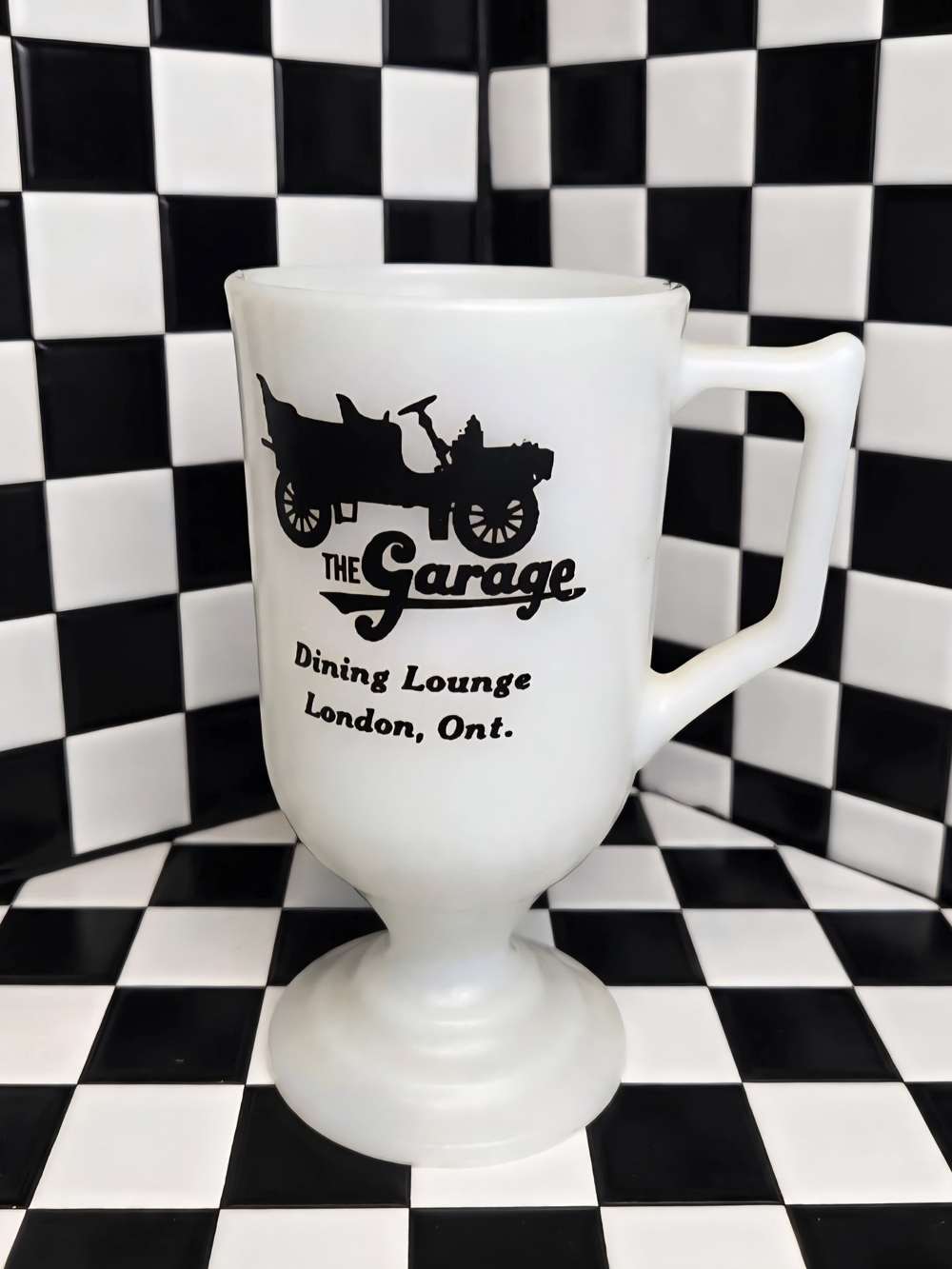 Advertising Milk Glass Garage Lounge Dining Lounge London Ont
